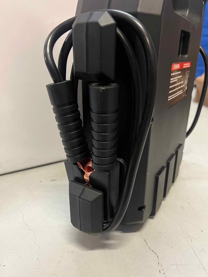 Portable 12V Car Jump Starter 99900mAh Power Bank Pack Battery Charger Booster