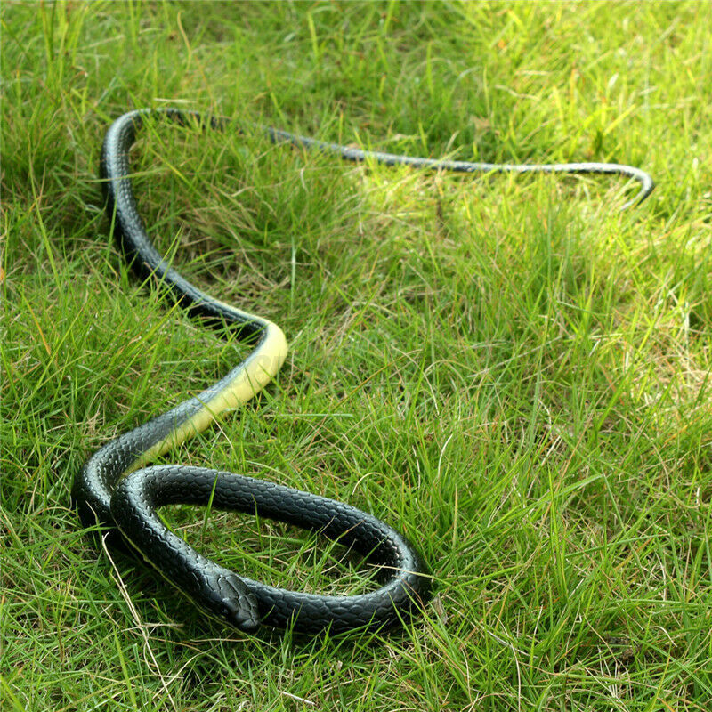 1.3M Rubber Snakes Realistic Trick Simulation Whimsy Fake Garden Pretend Toy